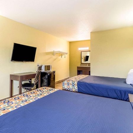 Rodeway Inn Fairgrounds-Casino Mango Bagian luar foto