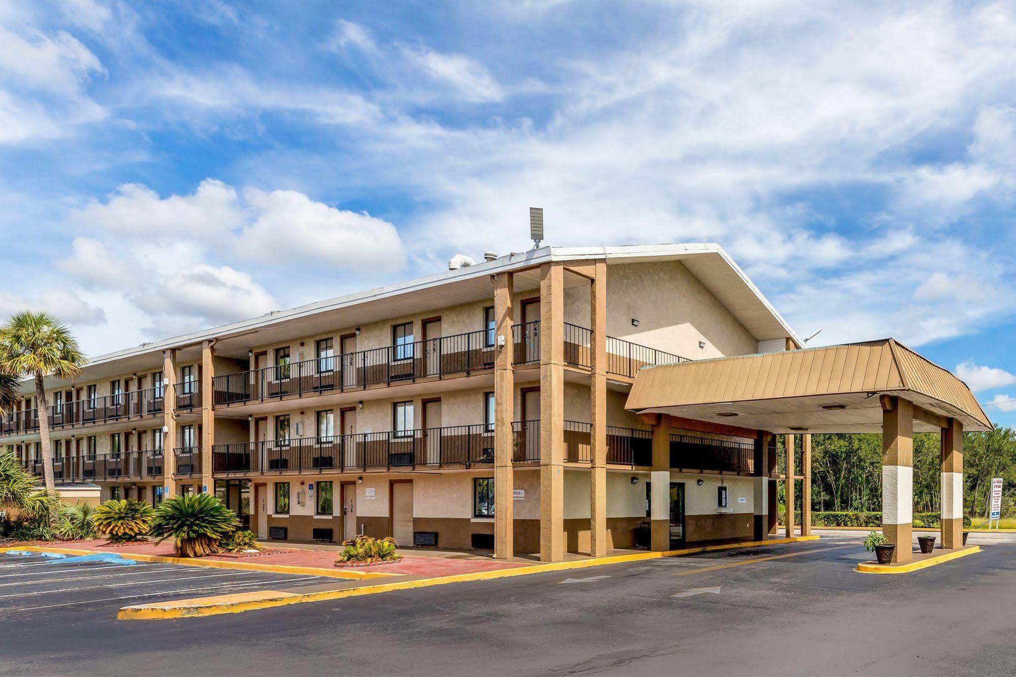 Rodeway Inn Fairgrounds-Casino Mango Bagian luar foto