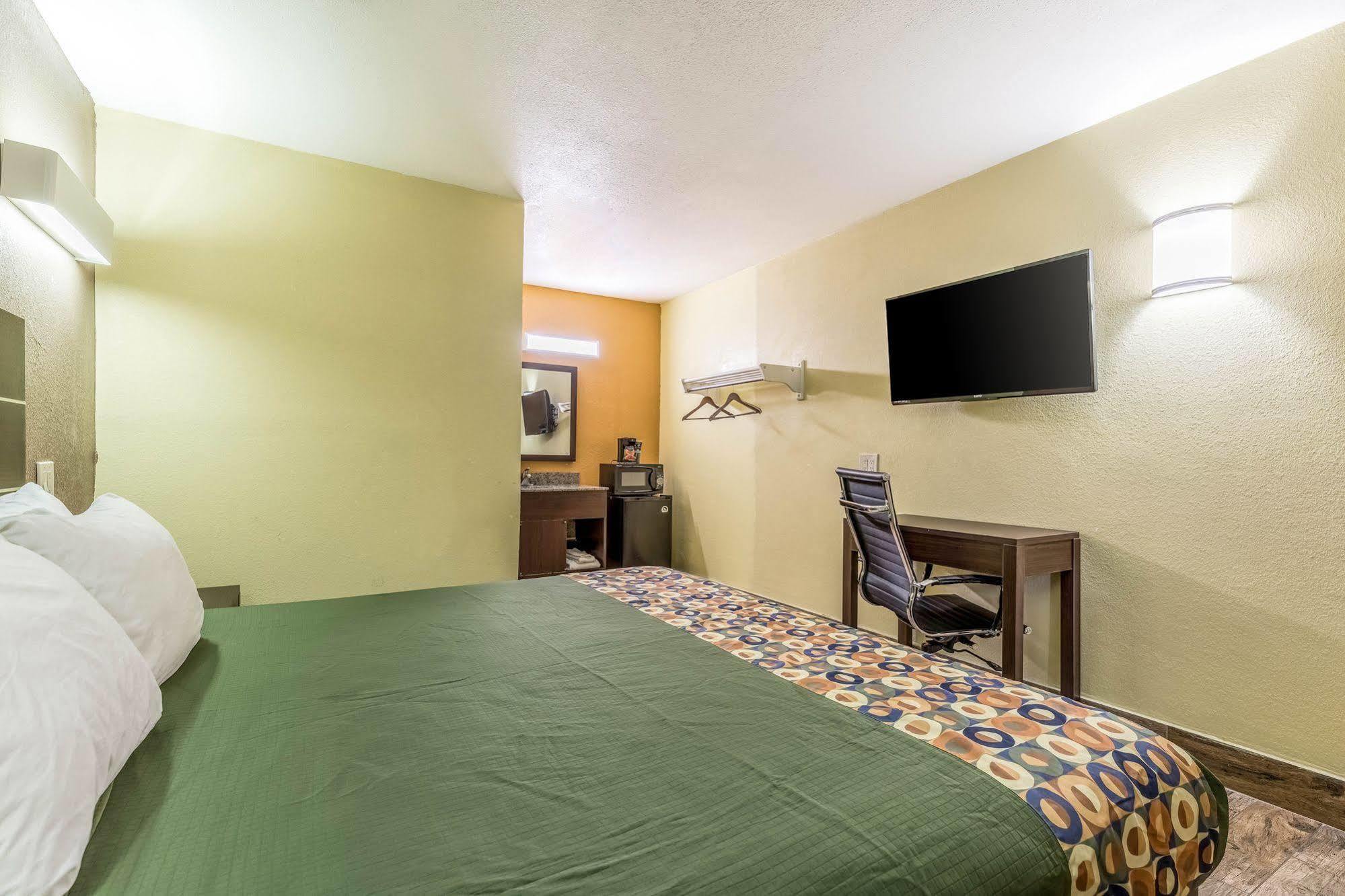Rodeway Inn Fairgrounds-Casino Mango Bagian luar foto