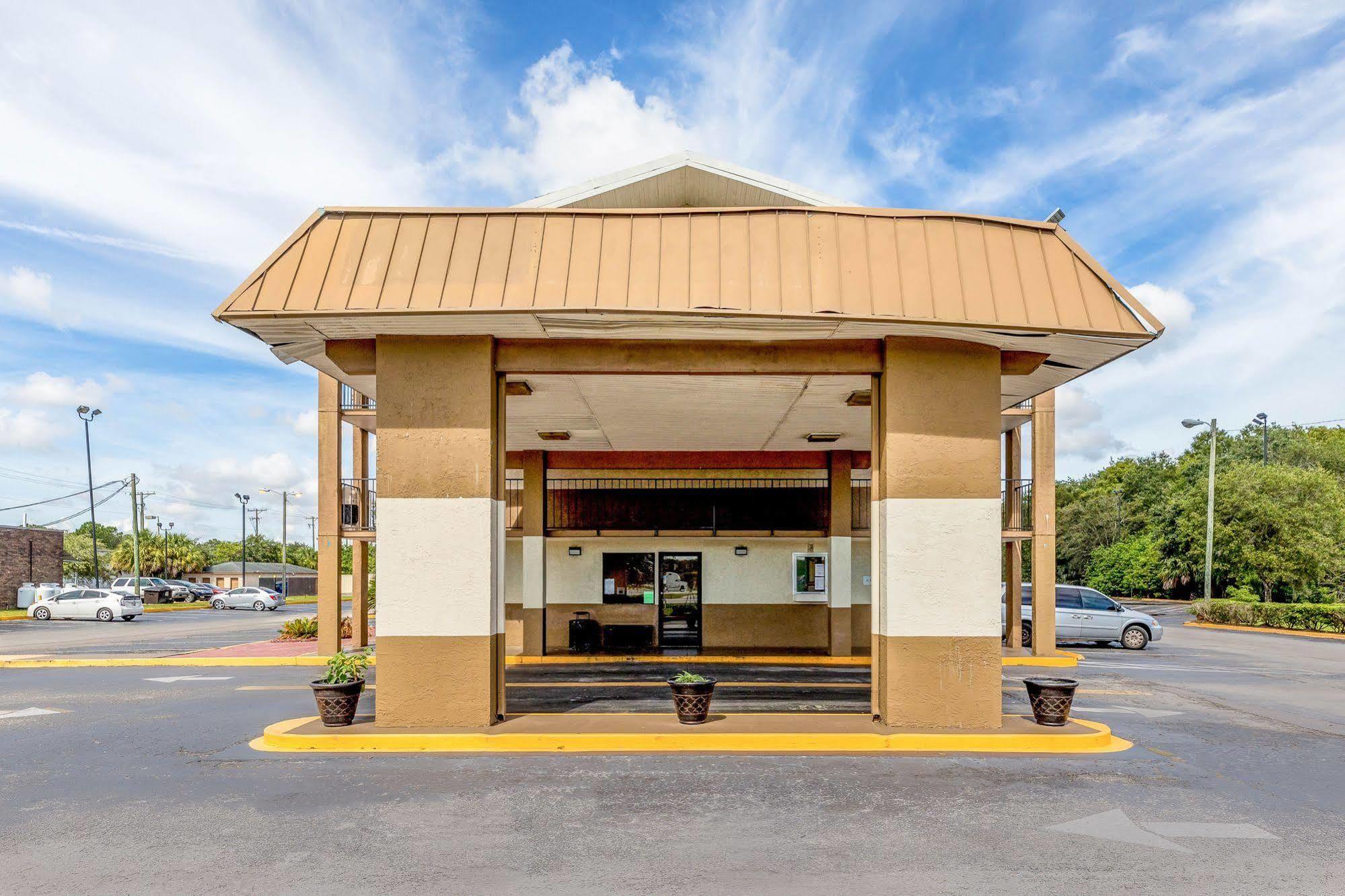 Rodeway Inn Fairgrounds-Casino Mango Bagian luar foto